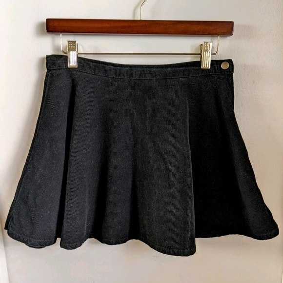 ✨Iconic✨ American Apparel AA corduroy circle skirt - Picture 1 of 3